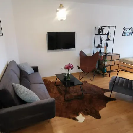 Апартаменты Pri Lese *